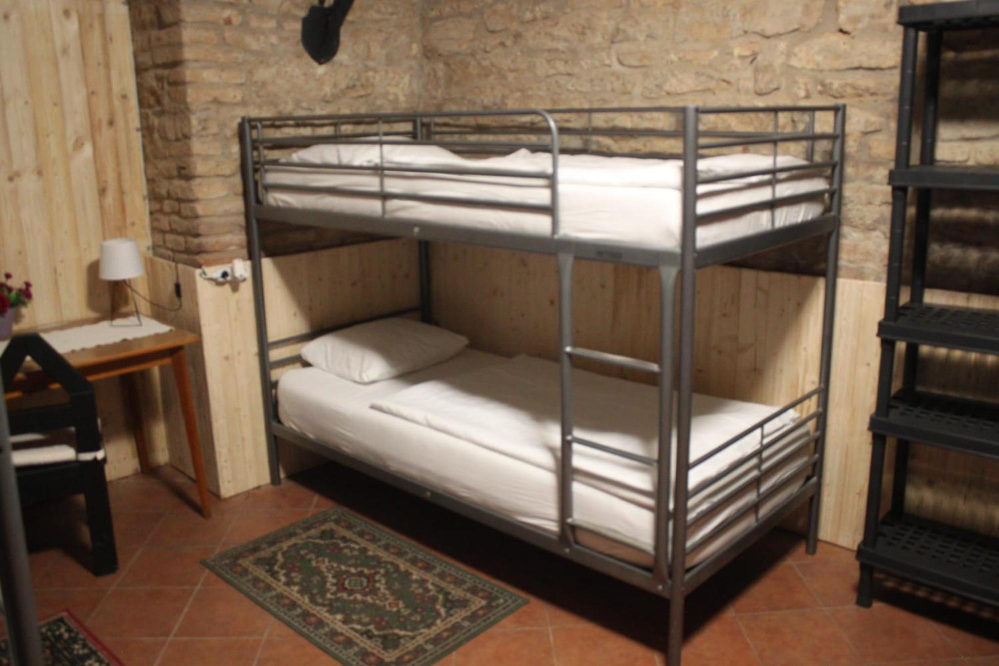 Alba Hostel プラハ エクステリア 写真