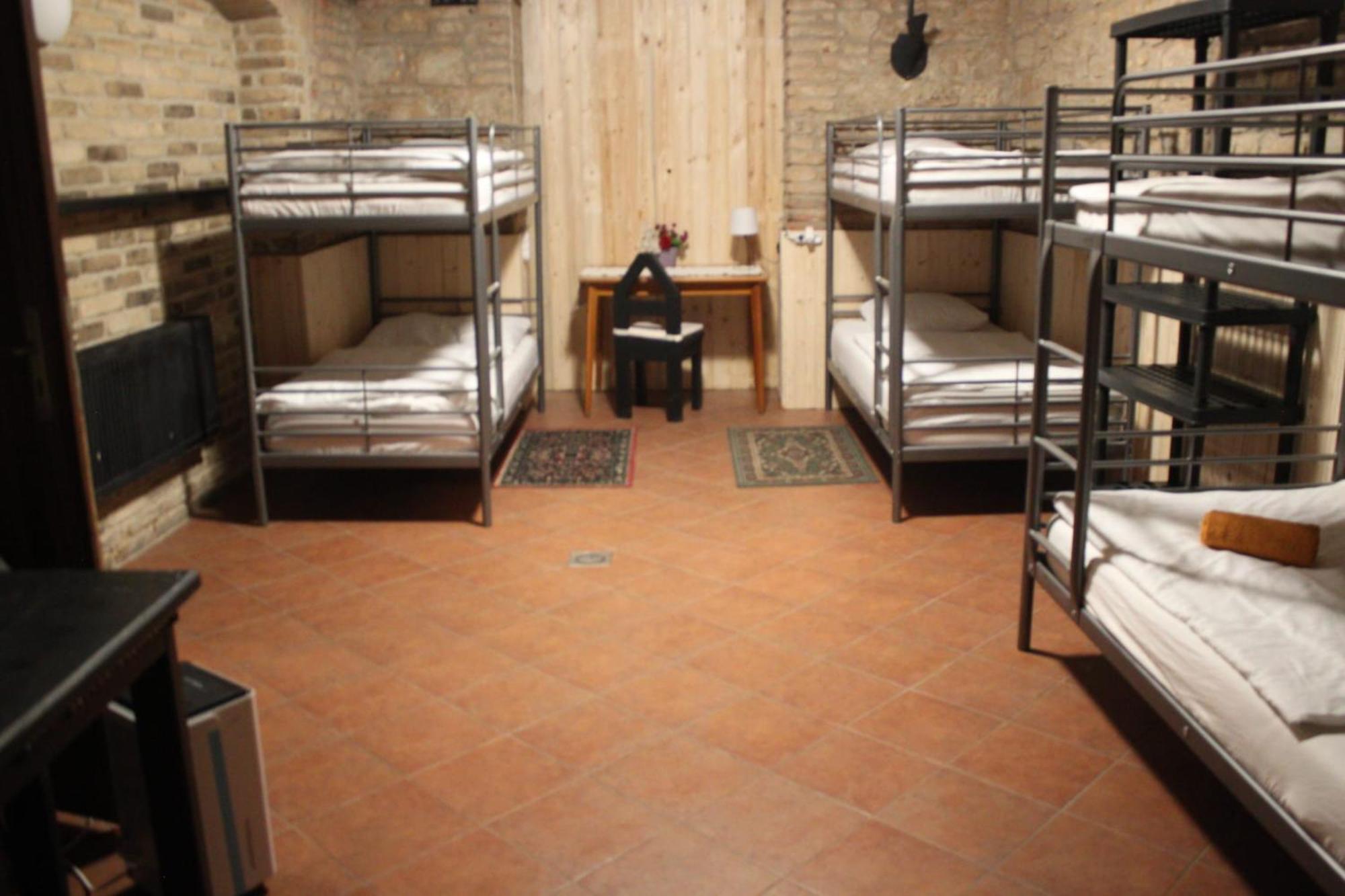 Alba Hostel プラハ エクステリア 写真