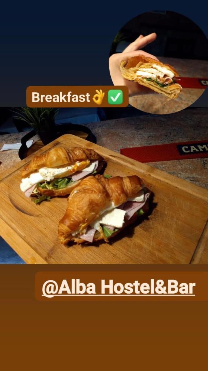 Alba Hostel プラハ エクステリア 写真
